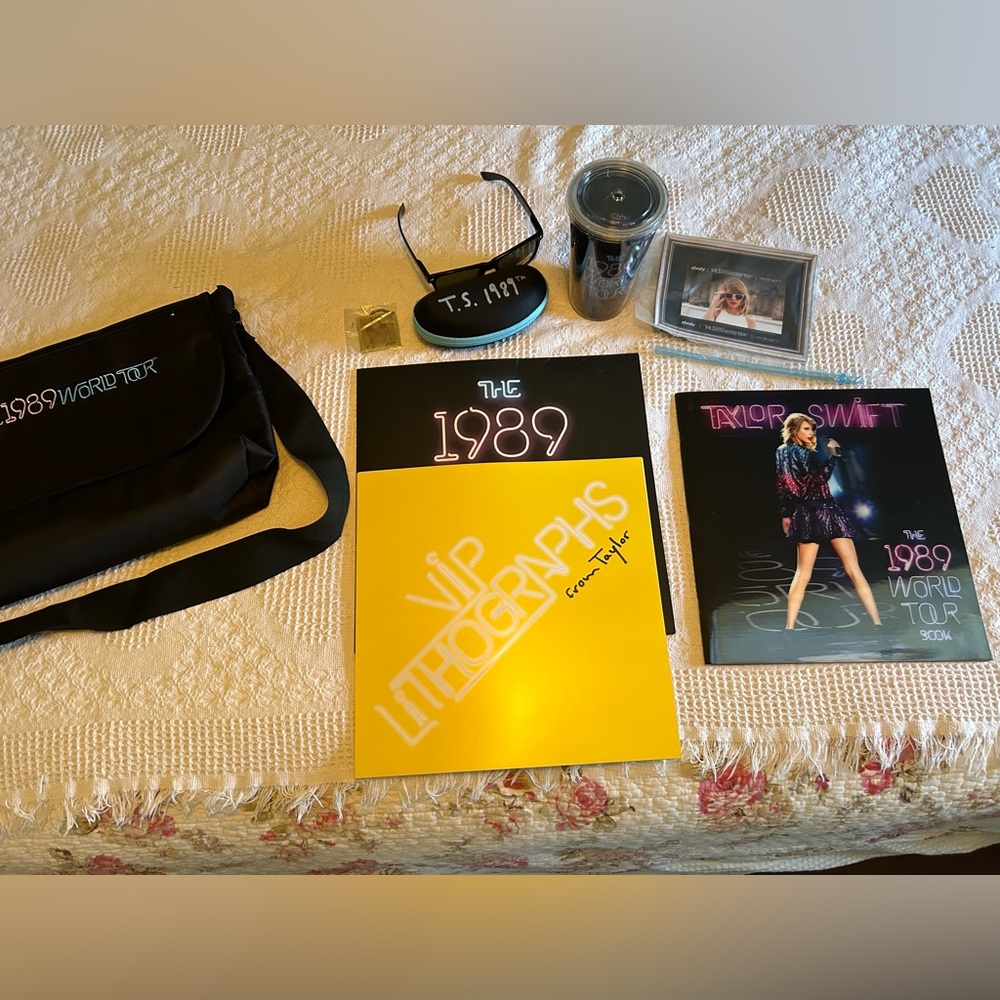 Taylor Swift 1989 Original Concert Merch
